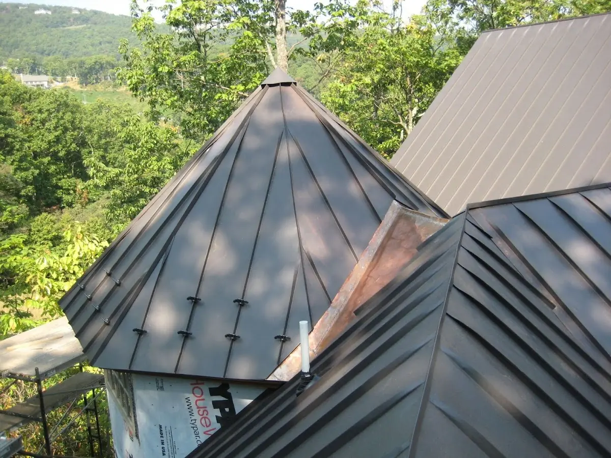 Professional Roof Tarp Installation by Craftsman Roofing in Belmont Park